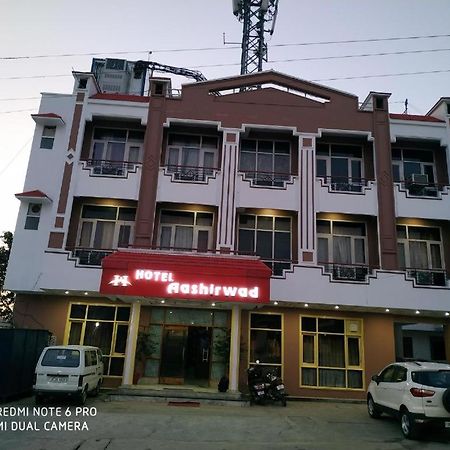 Aashirwad Hotel Katra  Extérieur photo