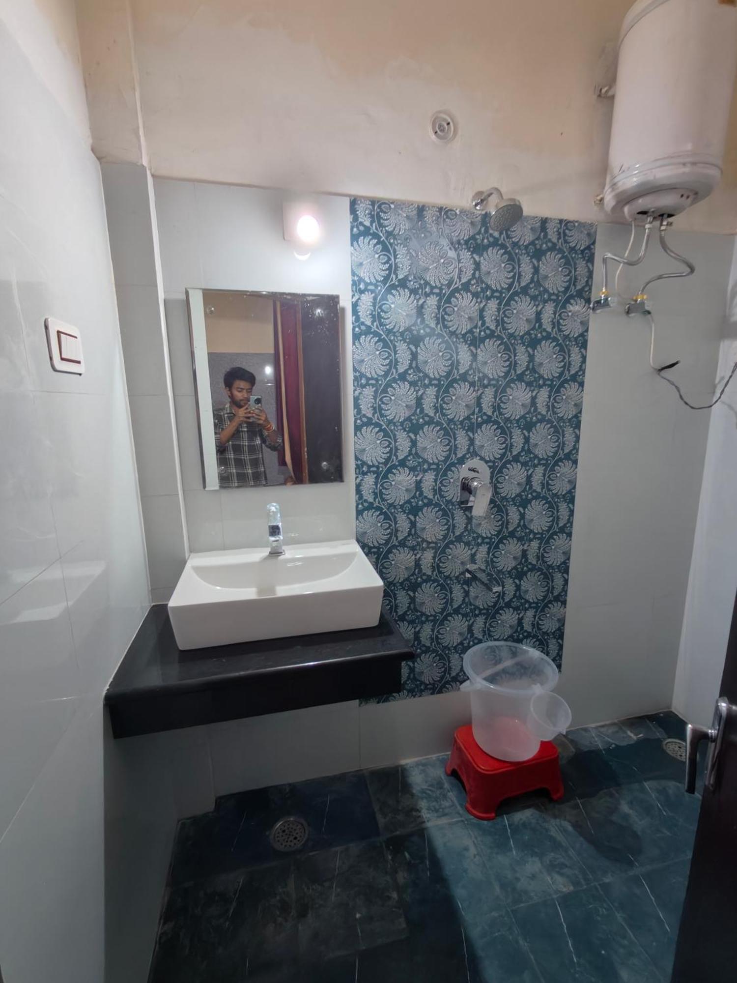 Aashirwad Hotel Katra  Extérieur photo